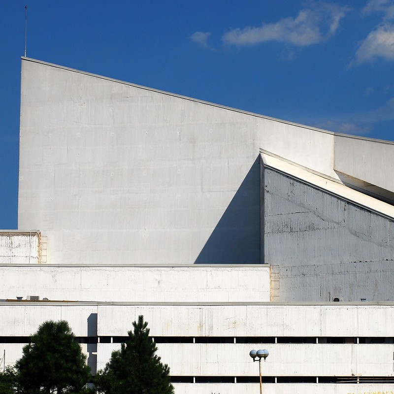 "Makedonska Opera i Balet" by Darko Hristov is licensed under CC BY-NC-SA 2.0.