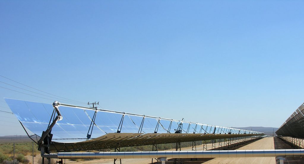 "File:Parabolic trough solar thermal electric power plant 1.jpg" by No machine-readable author provided. Kjkolb assumed (based on copyright claims). is licensed under CC BY 2.5.