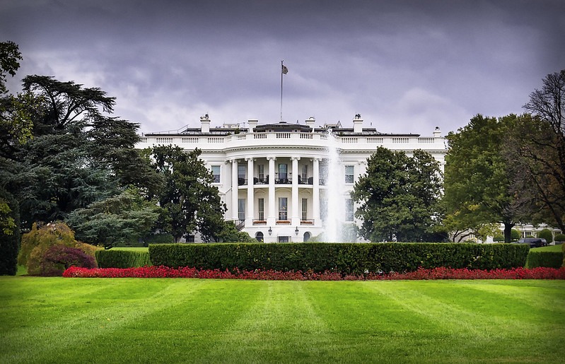 "White House" by Diego Cambiaso is licensed under CC BY-SA 2.0.