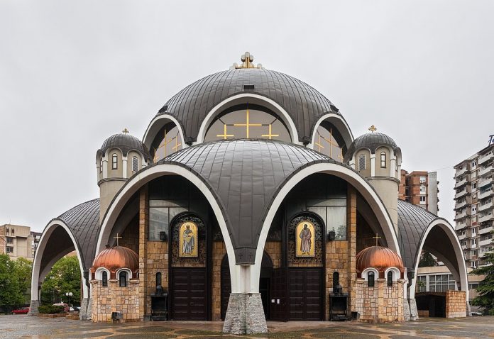 Iglesia de San Clemente, Skopie, Macedonia del Norte, 2014-04-17, DD 03.jpg Iglesia de San Clemente, Skopie, Macedonia del Norte, 2014-04-17, DD 03.jpg